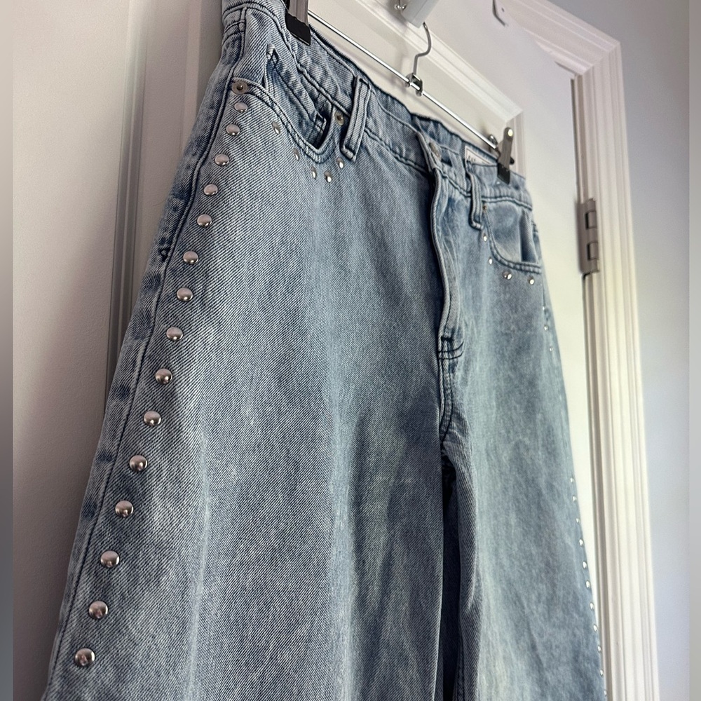 GAP Baggy Mid-Rise Light Blue Wide Leg Jeans with Silver Stud Trim